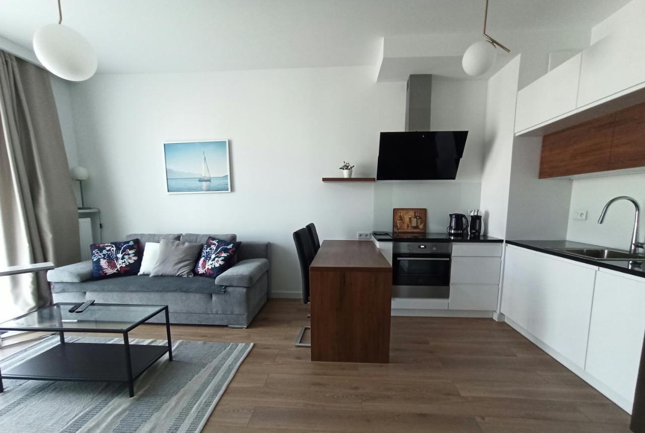 Cozy Apartment In Wilanow Warsaw Exterior photo